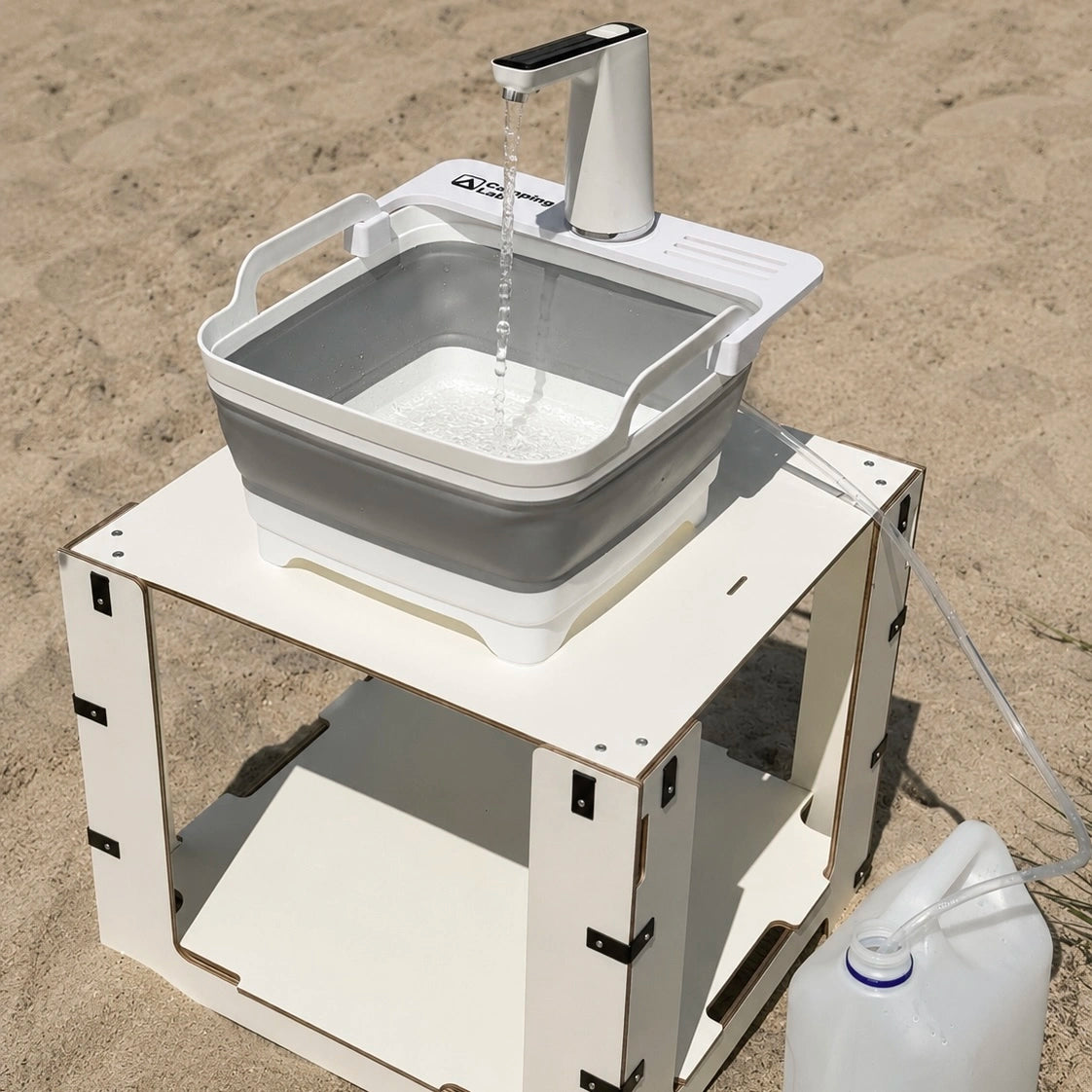 Fregadero de camping portátil con bomba eléctrica y grifo automático